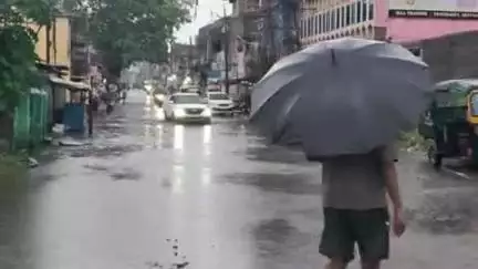 चांडिल: सड़क बना नौका बिहार