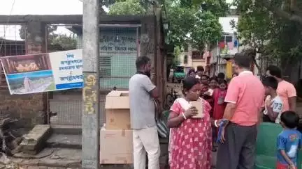 মেমারি ১: দিঘার জগন্নাথ মন্দিরের প্রসাদ হাতে পেয়ে খুশি মেমারিবাসি