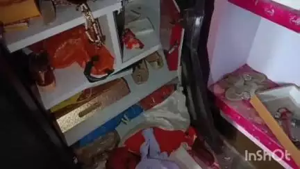 अलीगंज: मोहल्ला गडरियान के बंद मकान में अज्ञात चोरों ने की 50 हजार की नकदी सहित लाखों की चोरी, पुलिस बेखबर