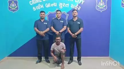 ઉધના: સુરતના ન્યૂ સિટીલાઇટના ચકચારી ડો. ભરત પટેલહત્યા-લૂંટનોફરાર કેદી ઝડપાયો