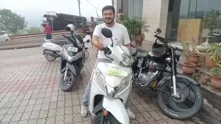 हमीरपुर: हमीरपुर में 1 लाख की स्कूटी के लिए लिया 14 लाख रुपये का VIP नंबर