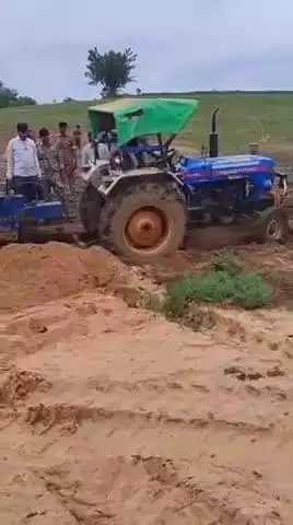 किरनापुर: किरनापुर पुलिस की बोडूंगा घाट में अवैध रेत उत्खनन पर बड़ी कार्रवाई, ₹52,000 की रेत सहित ट्रॉली जब्त