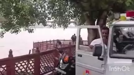 मेदिनीनगर (डालटनगंज): मेदनीनगर: कोयल नदी में बढ़ते जलस्तर को लेकर पलामू पुलिस सतर्क, चलाया जागरूकता अभियान