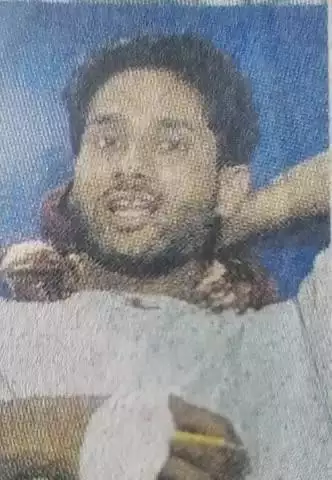चौंकाने वाली घटना
बालाघाटः युवक को डसकर मिनटों में तड़प-तड़प कर मरा सांप, रेंजर बोले-दुर्लभ


युवकः मैं कई पेड़ की लकड़ी से मंजन करता हूं। इस कारण से सांप