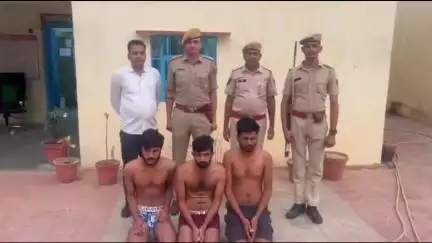 नोखा: नोखा पुलिस ने पेट्रोल पंप पर लूट के तीन आरोपियों को किया गिरफ्तार, पूछताछ जारी