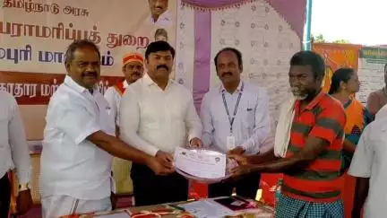 நல்லம்பள்ளி: தேவரசம்பட்டி பகுதியில்
கால்நடை சுகாதார மற்றும் விழிப்புணர்வு முகாம் கலெக்டர் சதீஷ் தொடக்கி வைத்தார்