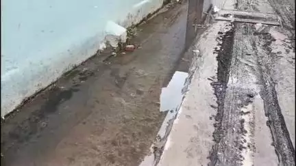 महजनी टोला मोहल्ले के निवासी नाले के ऊपर ढक्कन ना लगने की वजह से है परेशान  #Jansamasya