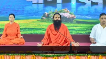 योग दिवस: हरियाणा में 21 जून को 1 लाख लोगों के साथ योग करेंगे स्वामी रामदेव, मुख्यमंत्री भी रहेंगे मौजूद
