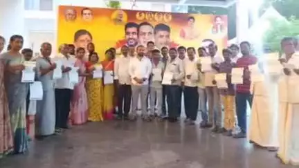 బద్వేల్: బద్వేల్‌ : సీఎం రిలీఫ్ ఫండ్ చెక్కులను పంపిణీ చేసిన నియోజకవర్గ తెదేపా ఇంచార్జ్ రితేష్ రెడ్డి