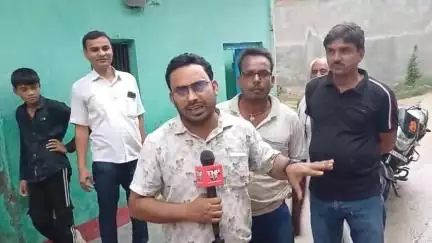 कोचस: नगर पंचायत कोचस के वार्ड नंबर 5 में विकास कार्य अधूरा, नली-गली नहीं बनने से नगरवासियों में आक्रोश