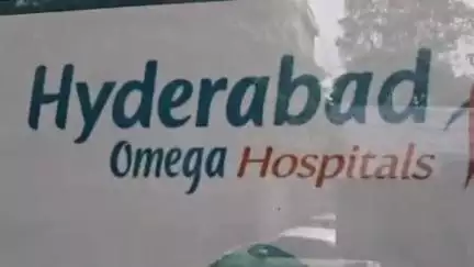 जबलपुर: हैदराबाद के ओमेगा हॉस्पिटल में वेतन न मिलने से परेशान कर्मचारियों का हंगामा, ठेका कंपनी पर लगा आरोप