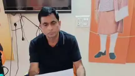 बुलंदशहर: गंगानगर स्थित आवास पर सदर विधायक ने की जनसुनवाई, अधिकारियों को समस्याओं के निस्तारण के लिए किया निर्देशित
