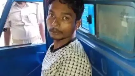 पुपरी: सुरसंड के अदलपुर में मध निषेध थाना पुपरी पुलिस ने 1200 बोतल नेपाली शराब के साथ एक तस्कर को किया गिरफ्तार