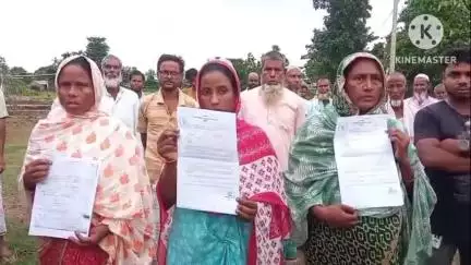 লক্ষীপুৰ: জলেশ্বৰৰ বাউচাটাৰী গাৱৰ পাচ গৰাকীকৈ লোকক বিদেশী ন্যায়াধীকৰণৰ জাননী দিয়াক লৈ পৰিয়ালৰ মাজত হাহাকাৰ