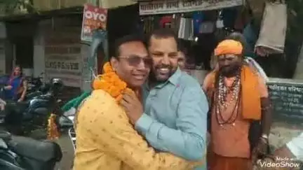 खबर औरैया से नव मनोनीत मंडल महामंत्री कपिल गुप्ता का जोरदार अभिनंदन किया गया