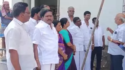கோவில்பட்டி: இளையரசனேந்தல் சாலையில் நகர திமுக சார்பில் கட்டப்பட்டு வரும் கட்டிடம் அமைச்சர் ஆய்வு