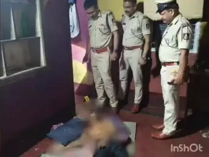 ಕುಂದಾಪುರ: ಮೊಬೈಲ್ ಚಟಕ್ಕೆ ಬಿದ್ದಿದ್ದ ಪತ್ನಿಯನ್ನ ಕತ್ತಿಯಿಂದ ಕೊಚ್ಚಿ ಕೊಂದ ಪತಿ! ಹಿಲಿಯಾಣದಲ್ಲಿ ಘಟನೆ