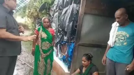 उदयपुरा: उदयपुरामें पार्षद बृजेश दीक्षित पहुंचे नागरिकों से सहयोग देने की बात कही। बजरा पानी निकासी की व्यवस्था को लेकर#jansamsya