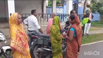 मुंगेर: सजुआ गांव: आम चोर समझकर बगीचे के रखवालों ने वृद्ध की पीट-पीटकर की हत्या, पोस्टमार्टम के लिए भेजा