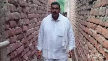 ब्रह्मपुर: विधायक ने कांट गांव की अनुसूचित बस्ती में सड़क निर्माण का निरीक्षण किया, ग्रामीणों से सुविधाओं की जानकारी ली