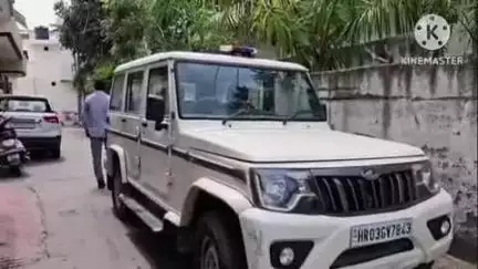सोनीपत: एंटी करप्शन ब्यूरो का जिला प्रशासनिक परिसर में छापा, रिश्वत लेते डीसी के पीए गिरफ्तार, घर पर भी छापेमारी