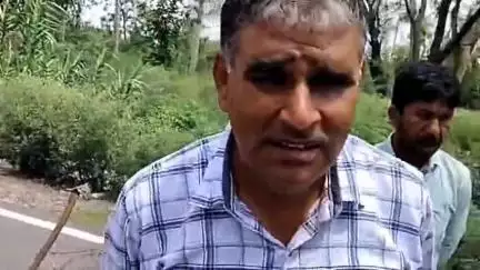 हिसार: हांसी में लोगों ने बरवाला बाईपास पर लगाया जाम:सीवरेज-पानी की समस्या से परेशान, जेई के आश्वासन के बाद खोला#jansamysya