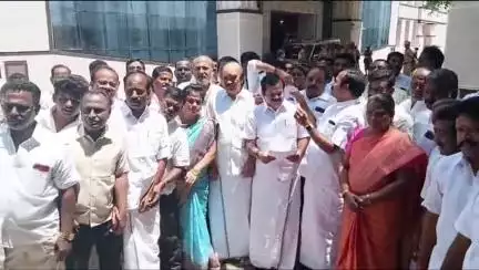 திருச்சி: EPS குறித்து அவதூறு பரப்பிய திமுக IT விங் மீது நடவடிக்கை எடுக்க கோரி திருச்சி போலீஸ் கமிஷனரிடம் அதிமுகவினர் மனு