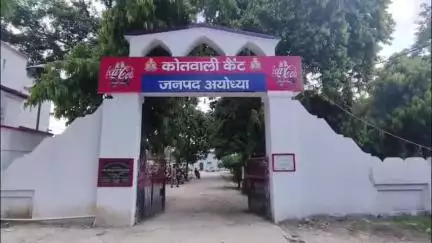 थाना कैंट पुलिस ने ऑपरेशन त्रिनेत्र के जरिए चोरी की घटना का किया खुलासा, दो अभियुक्तों को किया गिरफ्तार