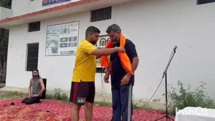 हमीरपुर: राजाराम युवा मंडल, हमीरपुर द्वारा आयोजित 3 दिवसीय योग शिविर का शुभारंभ, योग गौरवमयी भारतीय प्राचीनतम संस्कृति का उदाहरण