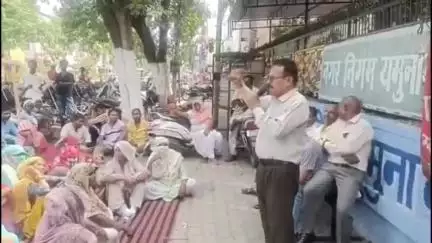 जगाधरी: नगर पालिका कर्मचारी संघ हरियाणा ने मांगों के लिए आज निगम कार्यालय पर किया प्रदर्शन