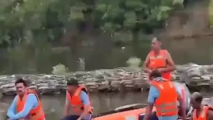 हुज़ूर: कराहिया स्थित बीहर नदी में भाई और जीजा के साथ नहाने गया युवक डूबा