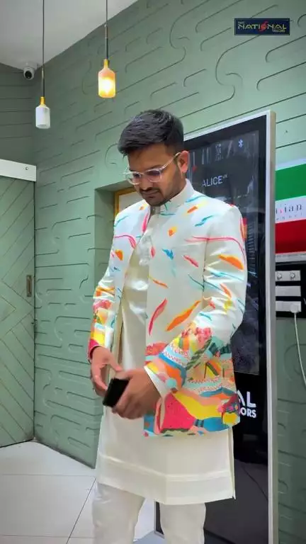 Haldi Outfit 
By: The National tailor Chawwani Kota 
Call: 9414226112
.
#Haldioutfit #Bestdesigner #Fashion #viral
#Kota