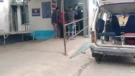 হবিবপুর: দক্ষিণ চাঁদপুরে গলায় ফাঁস লাগিয়ে আত্মহত্যার চেষ্টা গৃহবধূর, বুলবুলচণ্ডী হাসপাতাল থেকে MMC&H-এ রেফার