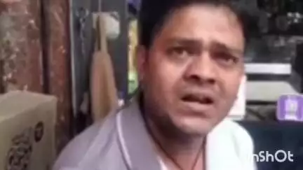 रेवाड़ी: नगर परिषद में बकाया वसूली न होने पर व्यापारी का फूटा गुस्सा, बाजार में अधिकारियों को दौड़ाया