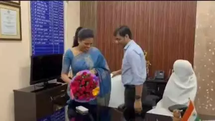 आदित्यपुर गम्हरिया: समाहरणालय परिसर स्थित डीडीसी कार्यालय में नए डीडीसी ने पदभार ग्रहण किया, प्राथमिकताएं बताईं