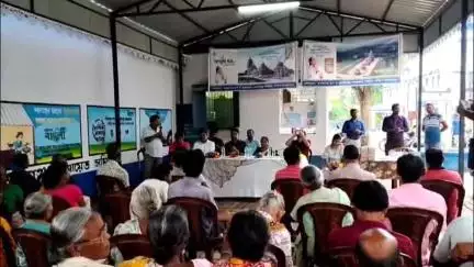 কুমারগঞ্জ: কুমারগঞ্জে দুয়ারে রেশন প্রকল্পের মাধ্যমে হল জগন্নাথ দেবের প্রসাদ বিতরণ, উপস্থিত BDO সহ অন্যরা