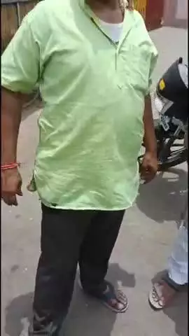 बीकानेर: बड़ा हनुमान मंदिर के पास बाइक पर जा रहे युवक की जेब में रखा मोबाइल फटा, कपड़े जले