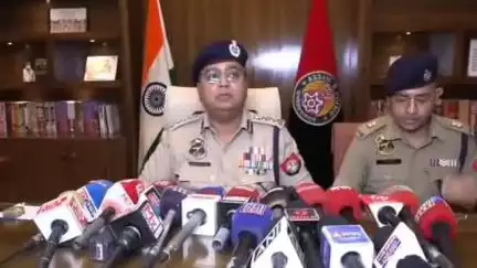 নগাঁও: জীবিত আছে ৰহাৰ কিশোৰী , জিলা আৰক্ষী অধীক্ষকৰ কাৰ্যালয়ত সংবাদ মাধ্যমত প্ৰতিক্ৰিয়া জিলা আৰক্ষী অধীক্ষকৰ