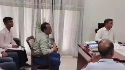 अनूपगढ़: अंतर्राष्ट्रीय योग दिवस की तैयारियों को लेकर एसडीएम कार्यालय में आयोजित हुई समीक्षात्मक बैठक