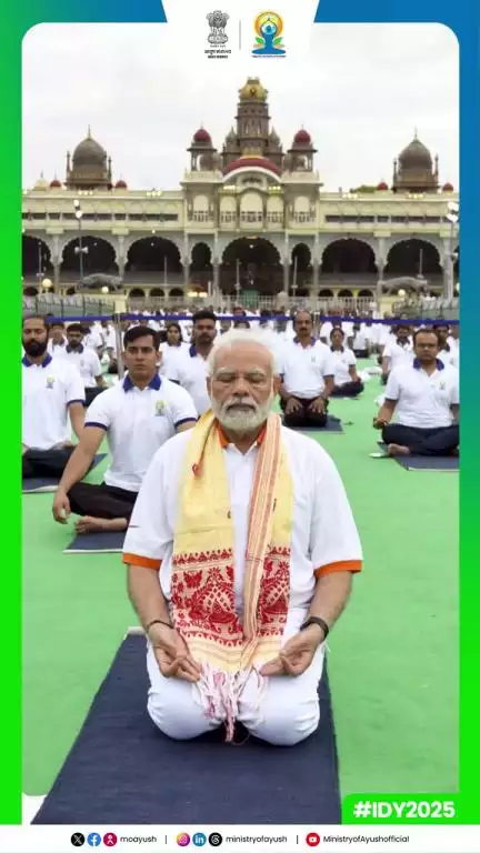 #internationalyogaday2025 #idy2025 #yogaforoneearthonehealth