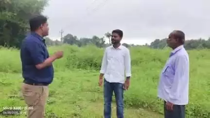 पूर्णिया पूर्व: चांदी पंचायत भवन के लिए चिन्हित स्थल का स्कूटीव व एसडीओ ने किया निरीक्षण