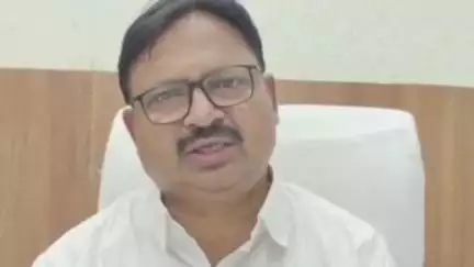 अमरावती: प्रधानमंत्री आवास योजनेचे बांधकाम निकृष्ट दर्जाचे, खासदार बळवंत वानखडे  यांच्या आरोप