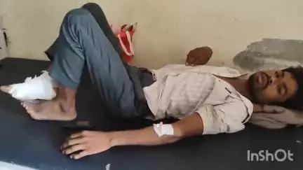 खकनार: तेज रफ्तार बाइक की चपेट में आया युवक, सायर निवासी युवक बाइक से टकराया, जिला अस्पताल में भर्ती