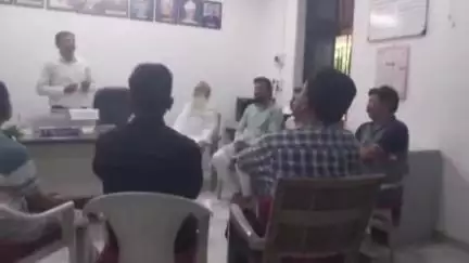 નાંદોદ: મહારાજા રાજેન્દ્ર સિંહ જી વિધાલય, રાજપીપલા મુકામે આંતરરાષ્ટ્રીય યોગ દિવસની પૂર્વ સાંધ્યે યોગ ગુરુ એવા મહાત્માજી પરમ યોગી