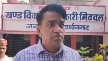 बांसी: सीडीओ बलराम सिंह ने मिठवल ब्लॉक कार्यालय का किया निरीक्षण, कहा- सामुदायिक शौचालयों की भी होगी जांच