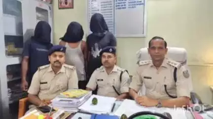 चौपारण: चौपारण पुलिस ने ढोढिया जंगल में 168 किग्रा डोडा के साथ तीन तस्करों को पकड़ा, न्यायिक हिरासत में भेजा