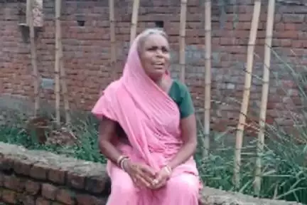 हलसी: ठेकही गांव से तरहारी पिकेट पुलिस ने महुआ शराब के साथ महिला तस्कर को गिरफ्तार किया