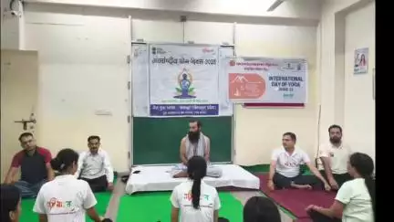धर्मशाला: धर्मशाला में खेल मंत्रालय, भारत सरकार द्वारा साप्ताहिक योग उत्सव के अवसर पर योगाभ्यास का आयोजन किया गया