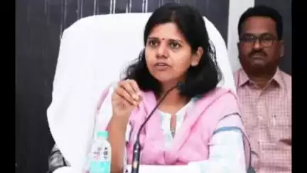 కేతేపల్లి: సరైన పత్రాలు లేకుండా ఇందిరమ్మ ఇంటి ధ్రువపత్రాన్ని జారీ చేసిన పంచాయతీ కార్యదర్శిని సస్పెండ్ చేసిన జిల్లా కలెక్టర్