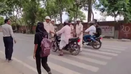 बेतिया: बेतिया में वाहन जांच अभियान, ₹1 लाख 9 हजार का जुर्माना वसूला गया